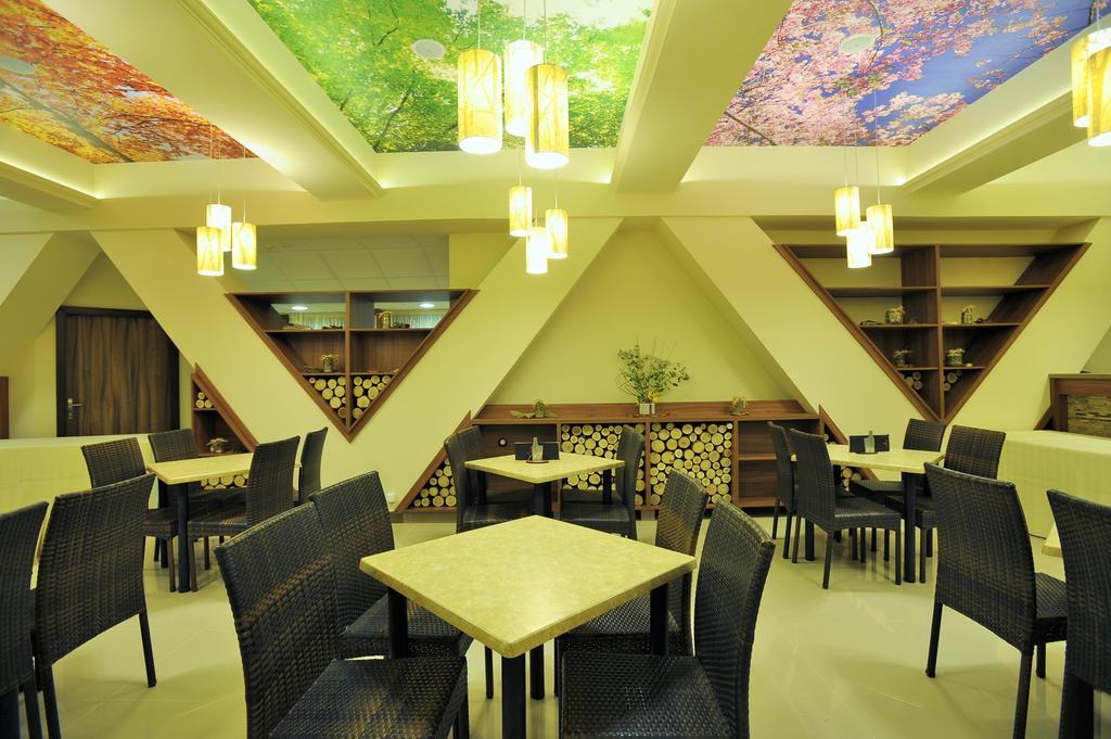 Park Hotel Gyula Ngoại thất bức ảnh