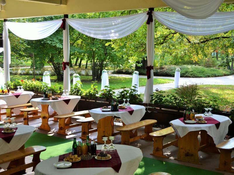 Park Hotel Gyula Ngoại thất bức ảnh
